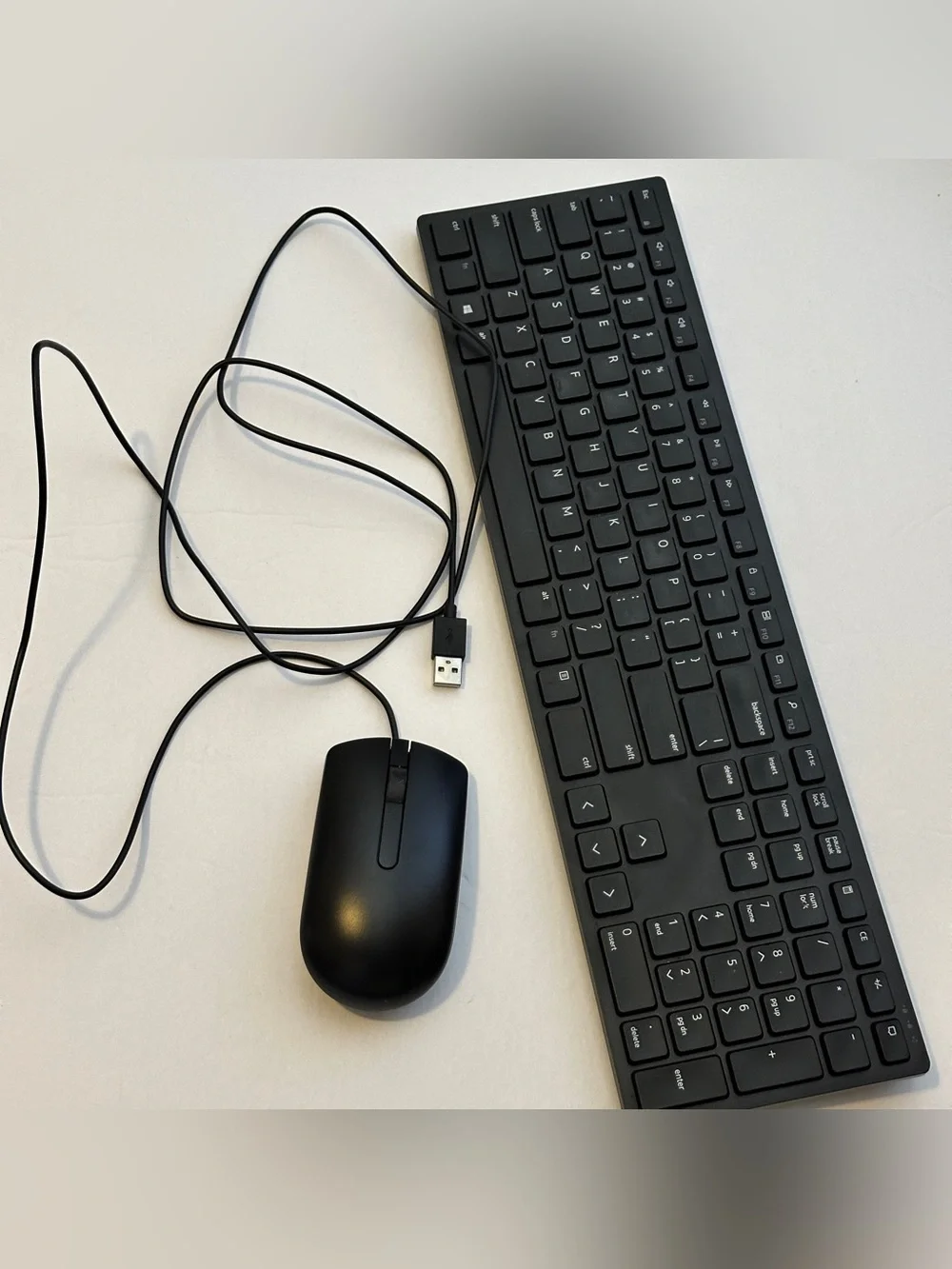 Dell Black Wireless Keyboard and Wired USB Mouse Combo Preowned Good